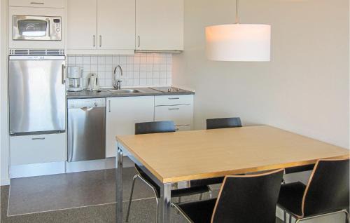 Sandvig Apartamento | Stunning Apartment In Allinge With Wifi
