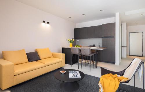 Municipality of Murter Apartamento | Stunning Apartment In Betina With Wifi