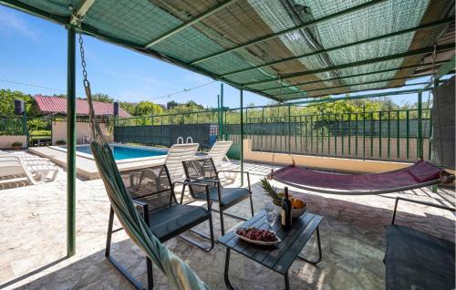 Skradin Apartamento | Stunning Apartment In Dubravice