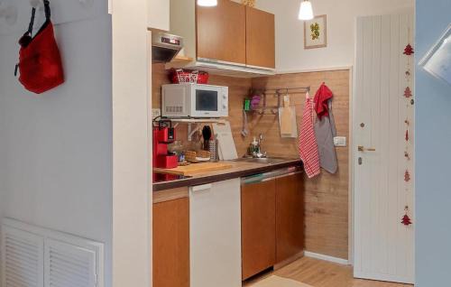 Fiumalbo Apartamento | Stunning Apartment In Fiumalbo With Wifi