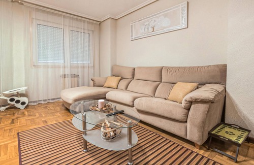 Distrito Oeste Apartamento | Impresionante apartamento en Gijón con.
