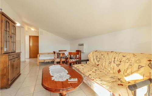 Topla Apartamento | Stunning Apartment In Herceg Novi