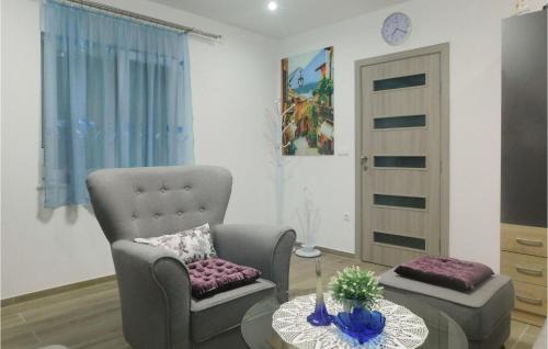 Gornji Karin Apartamento | Stunning Apartment In Karin Gornji