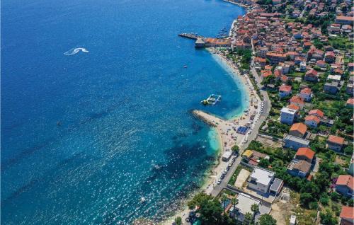 Kastel Stari Apartamento | Stunning Apartment In Kastel Stari
