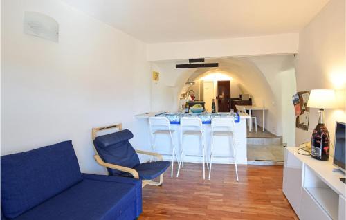 Stenico Apartamento | Stunning Apartment In Stenico With Wifi