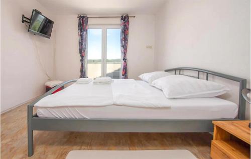 Turanj Apartamento | Stunning Apartment In Turanj With Wifi