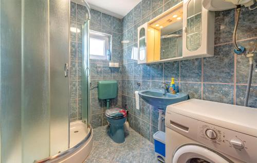 Turanj Apartamento | Stunning Apartment In Turanj With Wifi