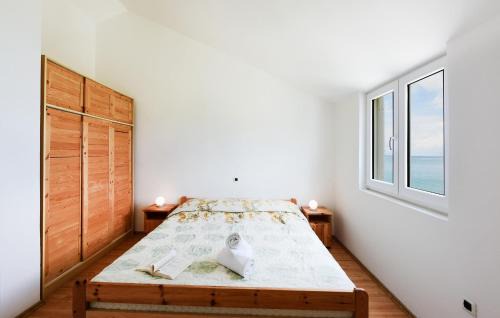 Ugljan Apartamento | Stunning Apartment In Ugljan With Wifi