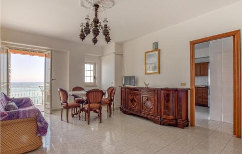 Marina di Caronia Apartamento | Stunning Apartment In Marina Di Caronia