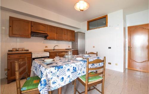Marina di Caronia Apartamento | Stunning Apartment In Marina Di Caronia