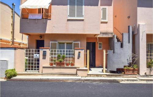 Marina di Caronia Apartamento | Stunning Apartment In Marina Di Caronia