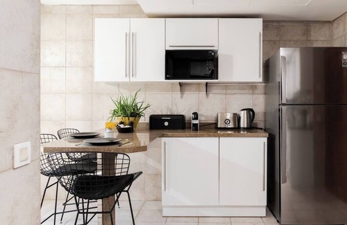 Beirut Central District Apartamento | Stunning Artist’s House in Saifi