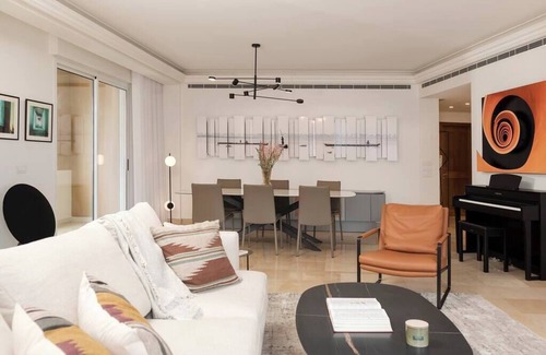 Beirut Central District Apartamento | Stunning Artist’s House in Saifi