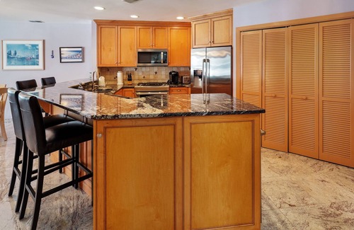 Point Pleasant Beach Condominio | Stunning Beachfront 3/2 with beach access