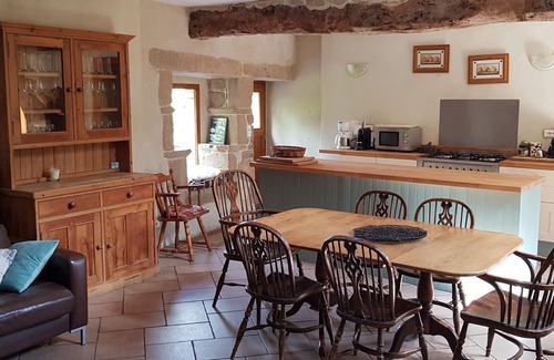 Megrit Casa | Propiedad de piedra del siglo XVIII en 4 acres cerca de Dinan, Breton Beaches