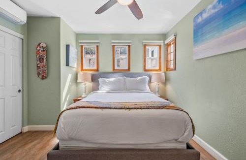 Mission Beach Casa | Stunning Beach House- Rooftop Patio & Ocean Views