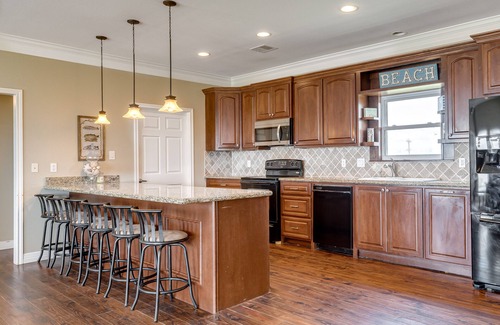 Port Bolivar Casa | Stunning | Beachfront | Large Deck | Sleeps 14