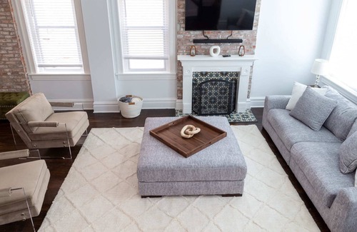 Benton Park Casa | Stunning Benton Park 3BR W/ Parking ABODEbucks