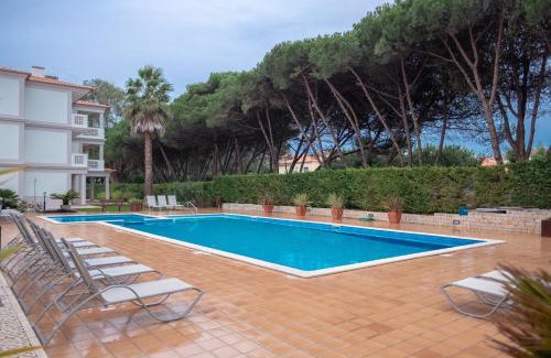 Praia del Rei Casa | Stunning Caravelas Apartment