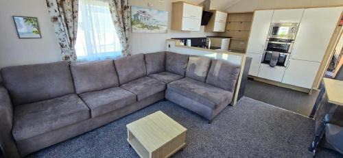 Great Yarmouth Alquiler De Eote | Stunning Caravan With Large Decking At California Cliffs In Norfolk Ref 50001Oc