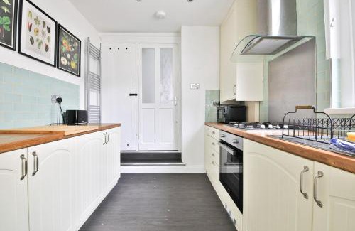Butetown Casa | Stunning Cardiff Bay House