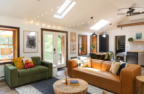 Margaretville Cabina | Stunning Catskills Cabin Hiking Lakes Views