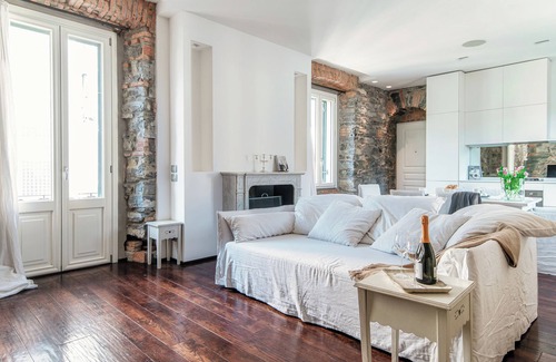 Como Apartamento | Stunning Central Como apt by JOIVY