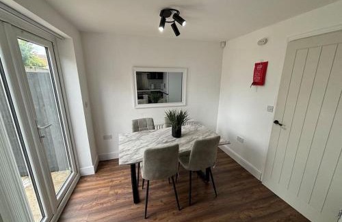 Sheffield Casa | Stunning Central Home With Free Secure Parking