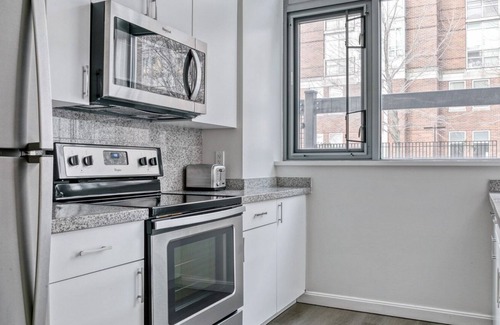 Cambridgeport Apartamento | Stunning Central Square 1BR w/ Gym & W/D, by Blueground