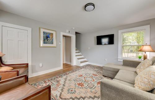 Optimist Park Casa | Stunning Charlotte Retreat about 2 Mi to City Center!