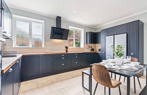 East Drayton Casa | Stunning & Charming Home | Free Wi-Fi | Sleeps