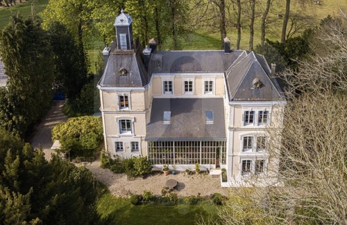 Gommerville Casa | Stunning Chateau with huge Orangery perfect for big groups.