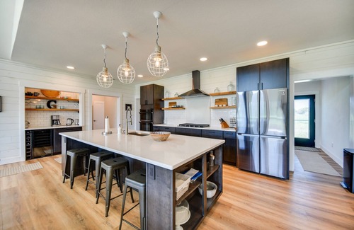 Machipongo Casa | Stunning Chesapeake Bay Farmhouse w/ Dock & Kayaks