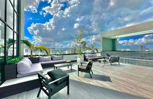 Yolanda Morales Casa | Stunning City Center Condo