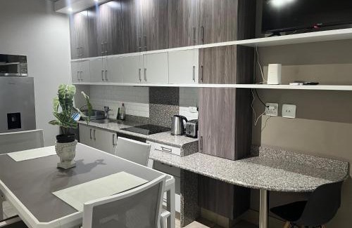 Sunnyside Apartamento | Stunning City Living at Loftus