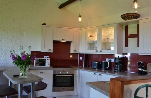 Parsonby Cabaña | Stunning Coach House - views across the Solway - sleeps 4