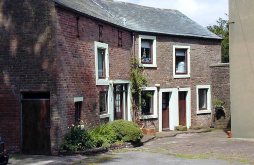 Parsonby Cabaña | Stunning Coach House - views across the Solway - sleeps 4