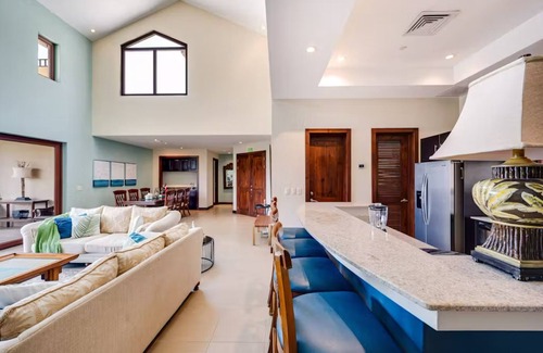 Playa Hermosa Condominio | Stunning coastal penthouse with sweeping views, pools, gym, fast WiFi & AC