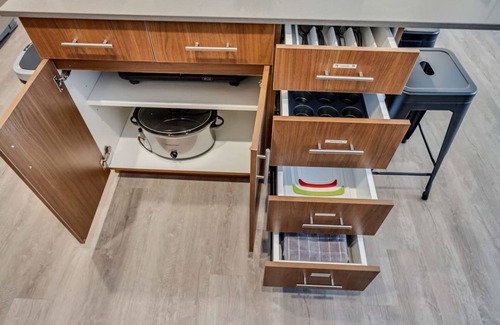 Clearfield Apartamento | Stunning Corporate Housing - Hill AFB - Davis Conf