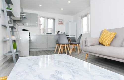 Gedling Apartamento | Stunning & Cosy 2bed Apt, Low Carbon, Parking