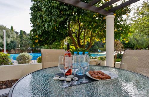 Universal Apartamento | Stunning & Cosy, Direct Pool Access, 2BR, with Private Patio! Serenity Townhouse