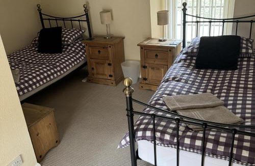 Ashford-in-the-Water Casa | Stunning cottage - 3 Bedrooms & 3 Bathrooms