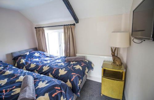 Ingham Casa | Stunning Cottage With A Private Hot Tub And Sauna In Norfolk Ref 99003Ac
