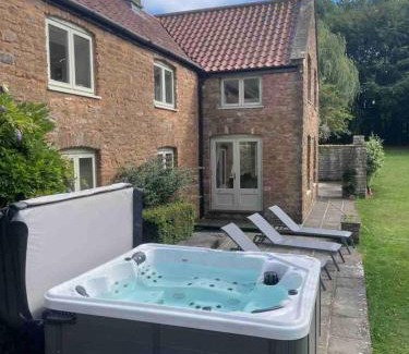 Cameley Casa | Stunning Country Farm House between Bristol & Bath