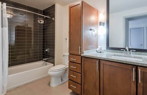 Downtown Dallas Apartamento | Stunning CozySuites on Elm St. 07