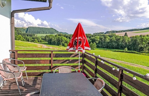 Starkov Casa | Casa de vacaciones privada con WIFI, piscina, TV, patio, mascotas permitida, vista panorámica