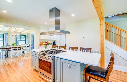 Damascus Casa | Stunning Damascus Vacation Rental w/ Fire Pit!