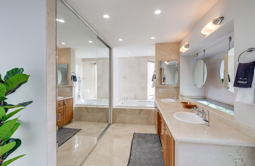 Del Mar Heights Casa | Stunning Del Mar Home w/ Deck: 1 Mi to Beach!