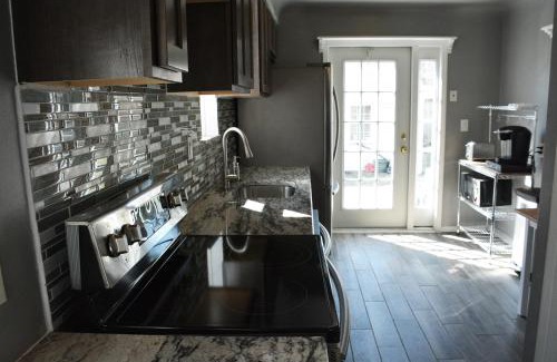Royal Oak Apartamento | Stunning Downtown Royal Oak Townhouse (909)