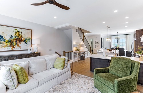 Hitch Village - Fred Wessels Homes Casa | Stunning Eastern Wharf Riverwalk Home w/ Parking by Lucky Savannah